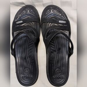 Ladies Black 3 Strap Crocs Slip On Sandals 8W